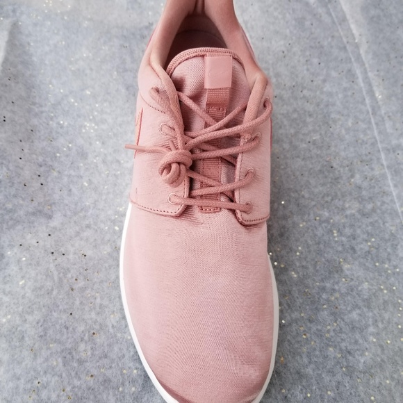 Nike Roshe One Premium - Picture 3 of 4